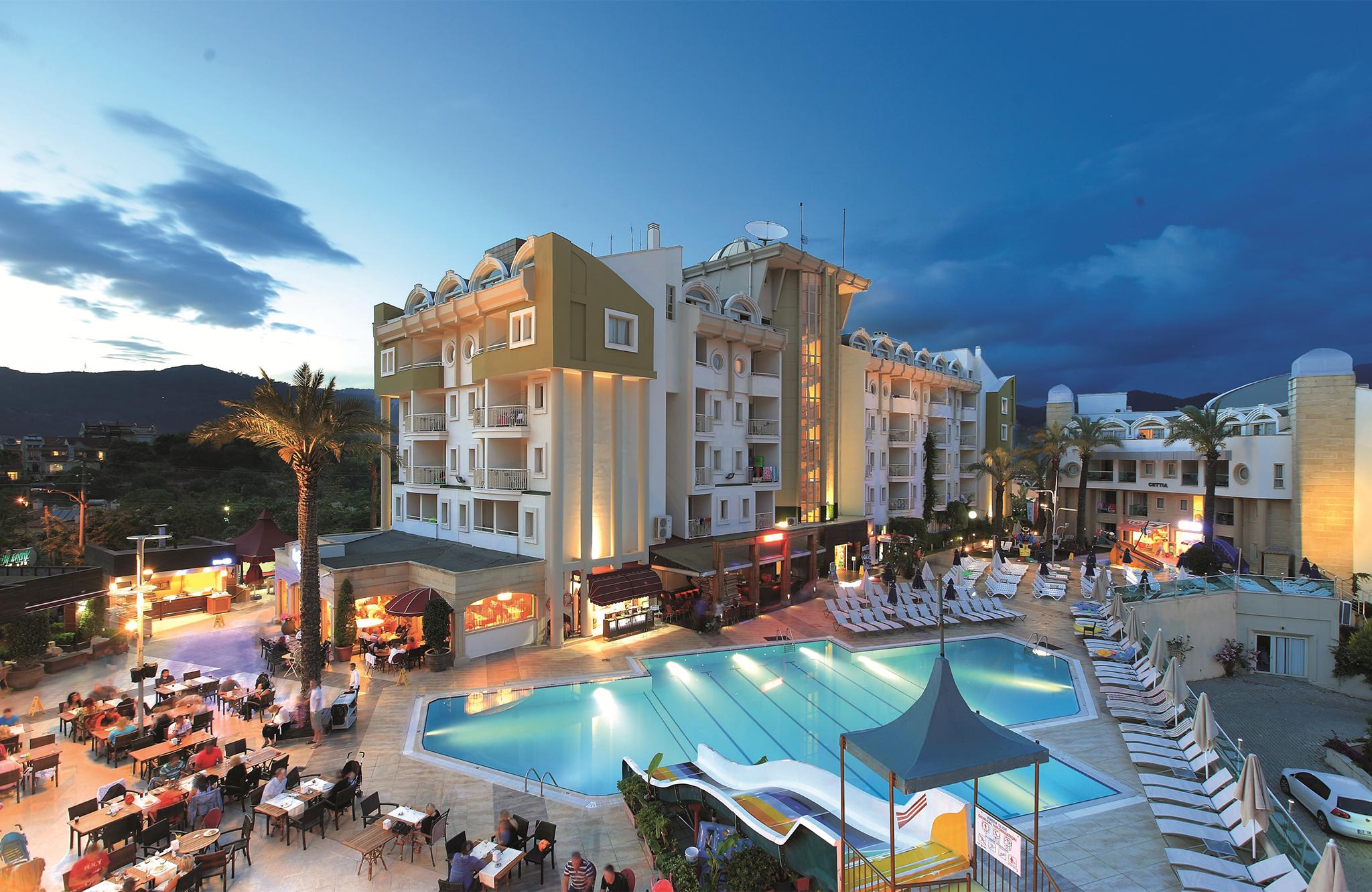 Grand Cettia Hotel マルマリス エクステリア 写真