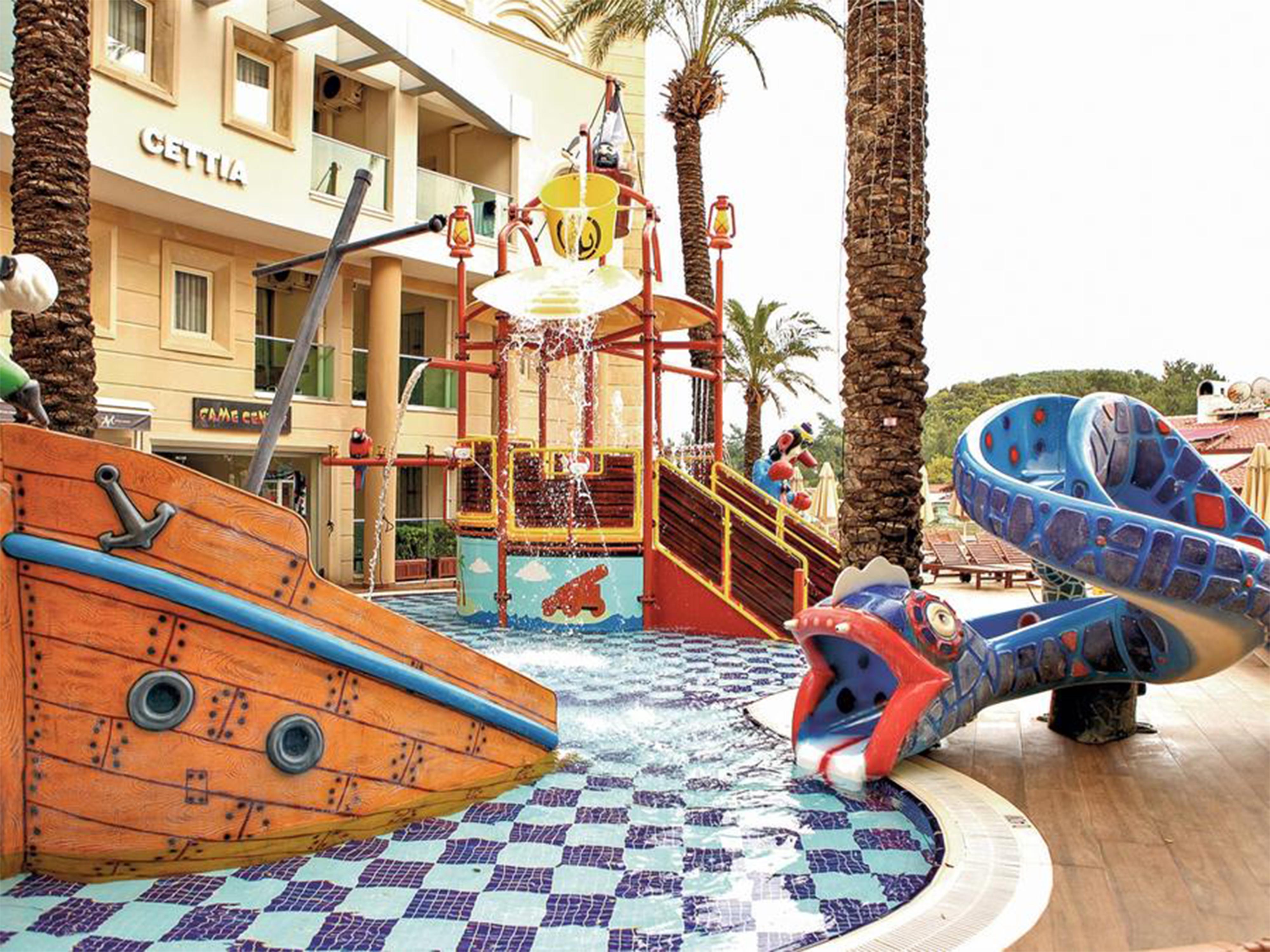 Grand Cettia Hotel マルマリス エクステリア 写真