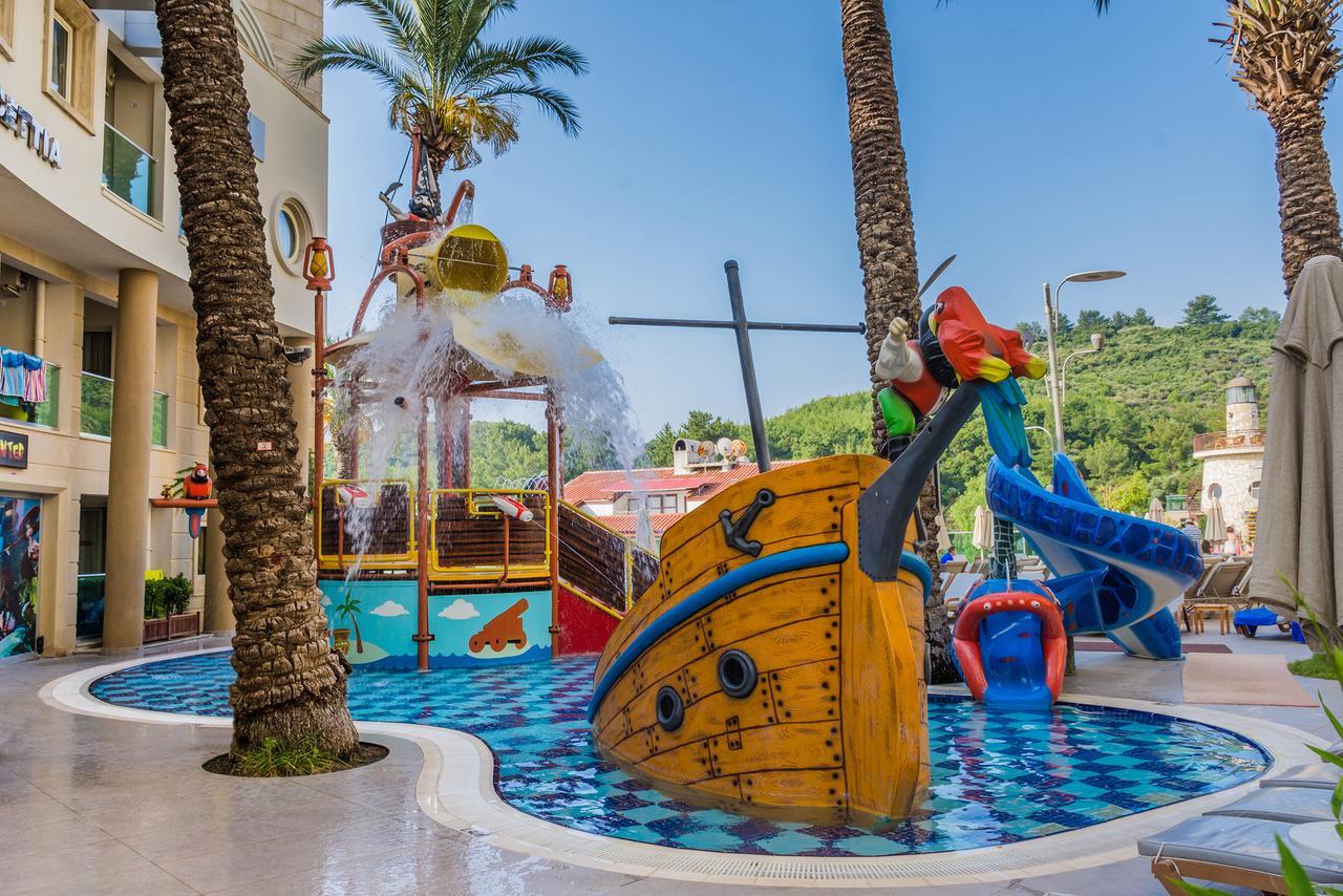 Grand Cettia Hotel マルマリス エクステリア 写真